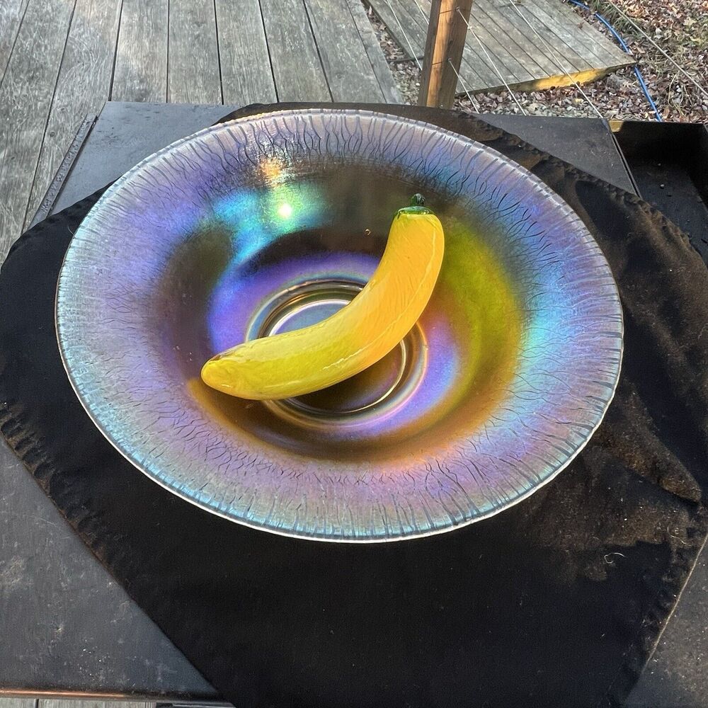 Iridescent Glass Art Bowl - Picture 4 of 9